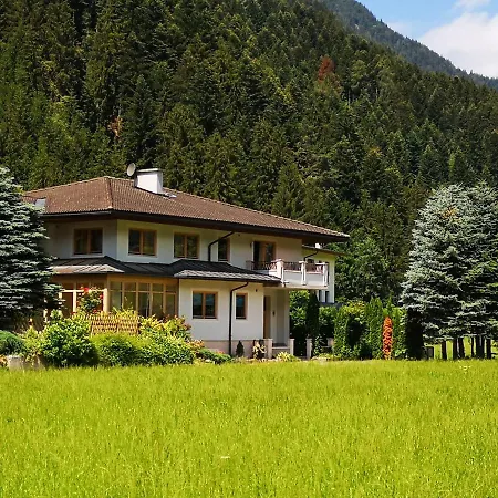 Kampfl Pensionat Fügen