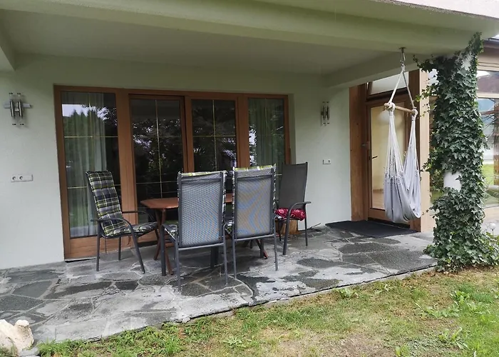 Kampfl Guest house 4*