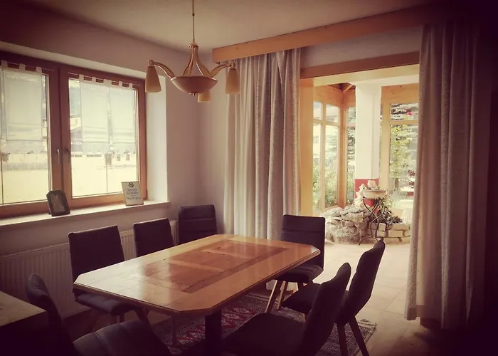 Kampfl Guest house Fuegen