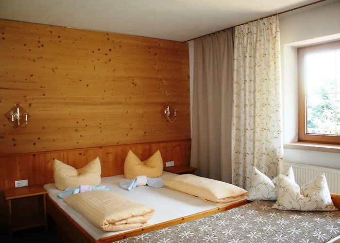 Kampfl Guest house 4*