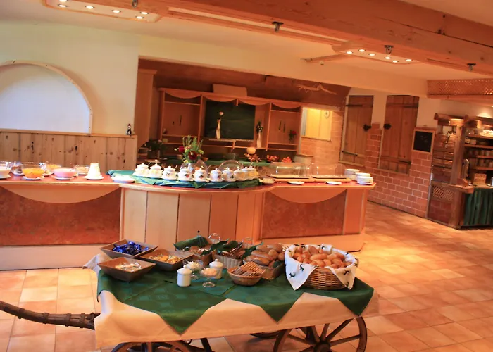 Kampfl Guest house 4*