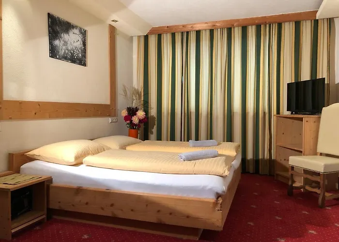 Guest house Kampfl 4*