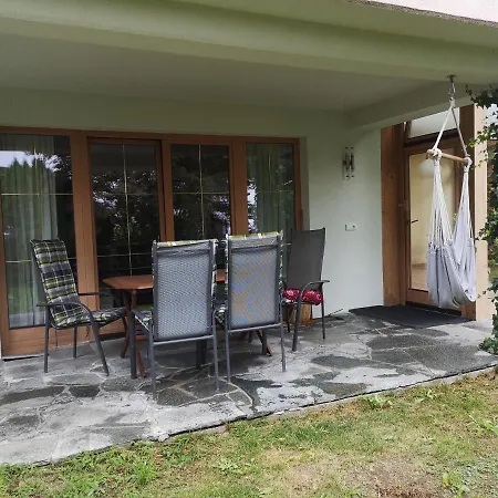 Kampfl Casa de hóspedes 4*